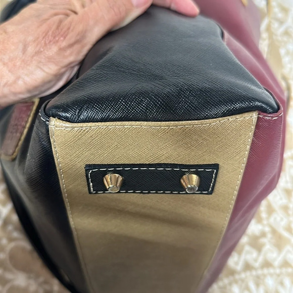 Claudia G Leather Tote/Satchel/Crossbody Bag Made in Colombia - Picture 7 of 15